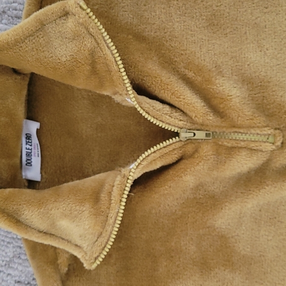 Crop Sweatshirt Half Zip Pullover Sweater Mustard Yellow Plushy Fuzzy Size Small - Picture 2 of 6